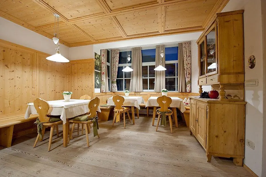 Hotel Weingarten-1